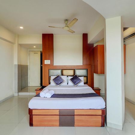 Hotel New Sarovar Grand Panvel Zewnętrze zdjęcie